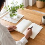 エンディングノートを書く40代のイメージ
