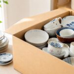 使わなくなった食器を整理して処分・回収するイメージ