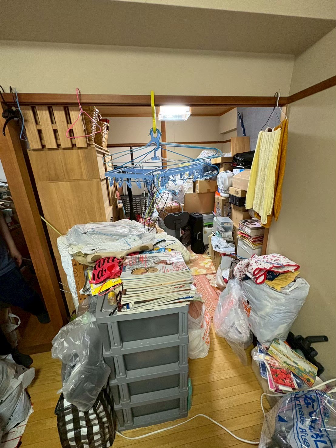 長久手市の売却前片付け・作業前・居室の状態