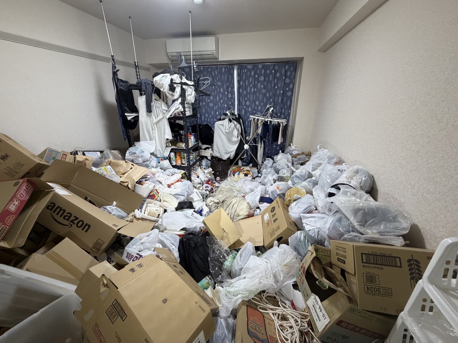 可児市虹ケ丘の作業前・室内の整理対象