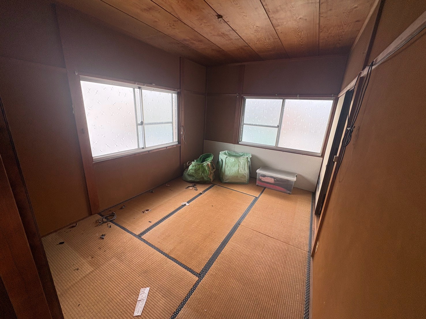 名古屋市中川区戸田 残置物撤去作業中の和室